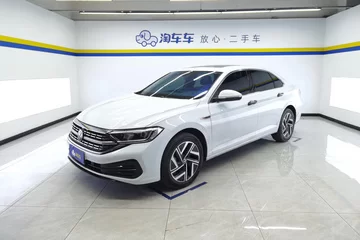 2023款 300TSI 双离合超越版