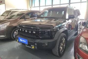 2023款 2.0T 自动四驱征服PRO