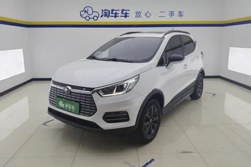 2019款 EV360 智联领尚版
